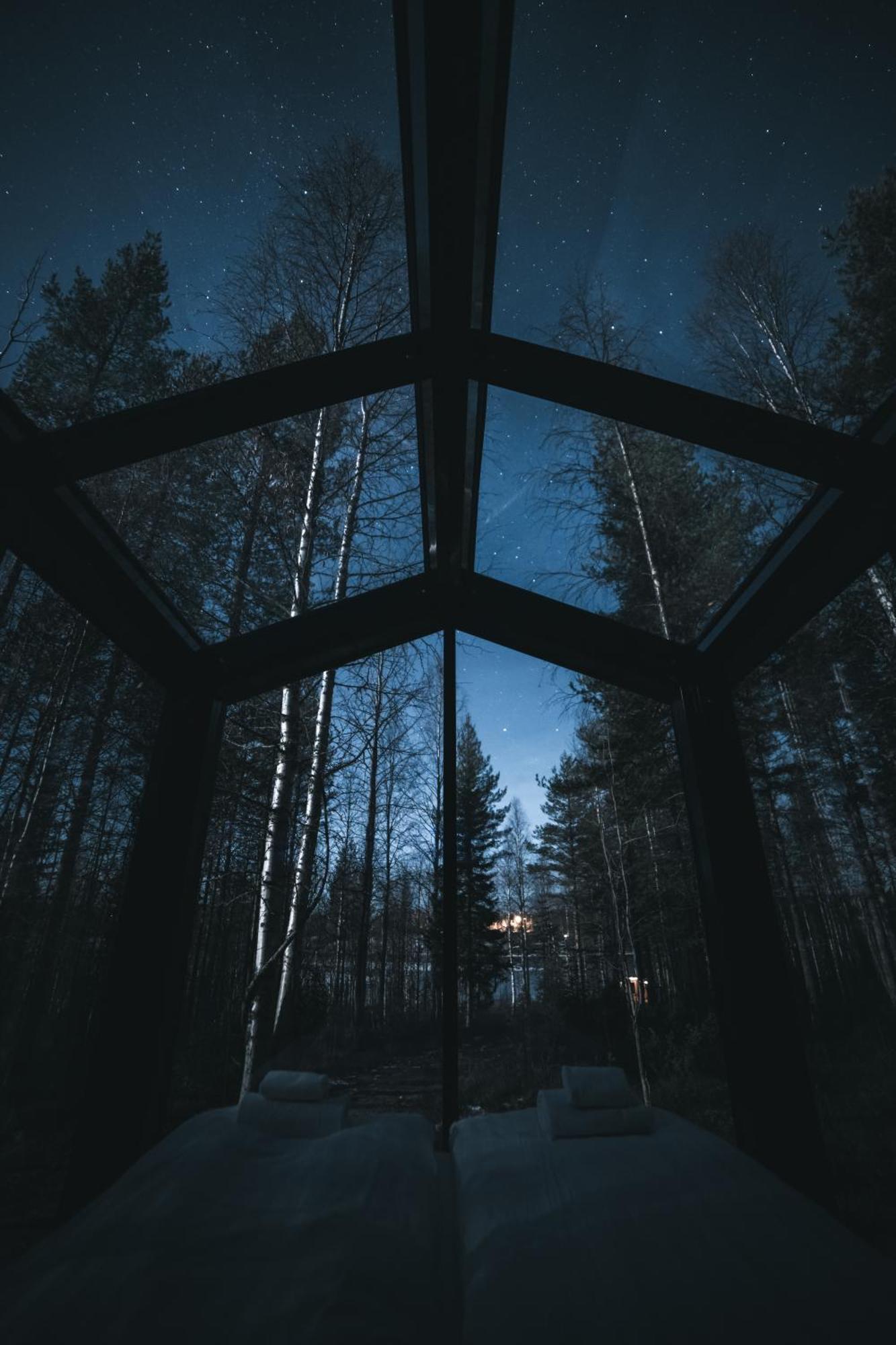 Sky Lodging ~ Sleeping Under The Stars 罗瓦涅米 外观 照片